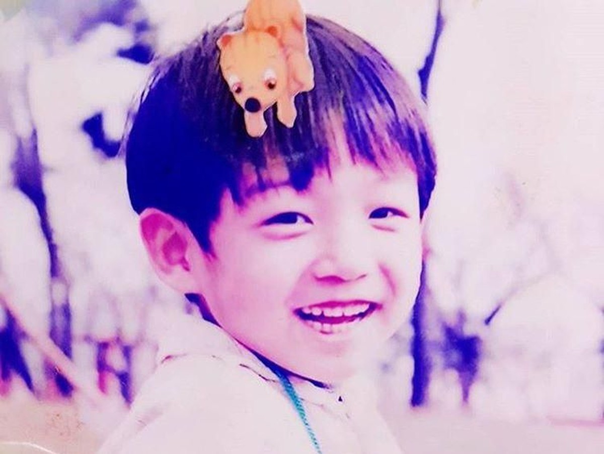 Beberapa potret ketampanan ayah dari Jungkok BTS versi Insertlive