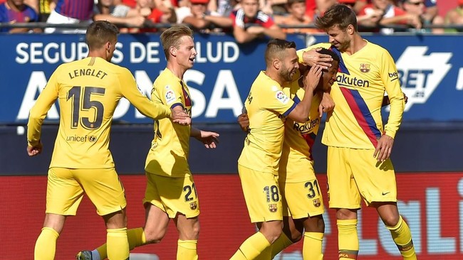 Kegagalan Barcelona mendapatkan Neymar disebut membuat sejumlah pemain Blaugrana merasa ditipu.