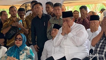 img-title SBY: Ibunda Tersayang, Selamat Jalan