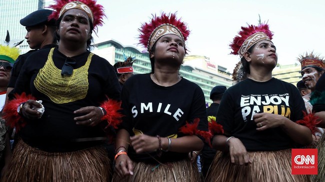 4 Area di Papua Masih Belum Bisa Akses Internet Kemenkominfo menyebut masih ada empat wilayah di Papua yang belum bisa mengakses internet, yakni Kabupaten Jayapuran, Jayapura, Manokwari, dan Sorong.