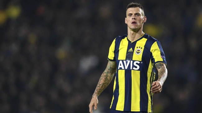 Pemain belakang asal Slovakia, Martin Skrtel, meninggalkan Atalanta secara mendadak meski belum merasakan pertandingan di kompetisi resmi.