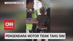VIDEO: Viral! Ada Pengendara Motor Yang Tidak Tahu SIM