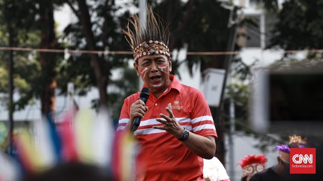 Wiranto membenarkan pemerintah membatasi akses warga negara asing ke Papua dan Papua Barat terkait keamanan. Menurutnya, pembatasan itu adalah hak pemerintah.