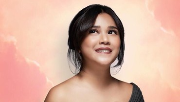 img-title Lirik Lagu Rekah - Brisia Jodie