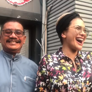 Farhat Abbas dan Elza Syarief Kompak, Nikita Mirzani: Mungkin Harus Nikah