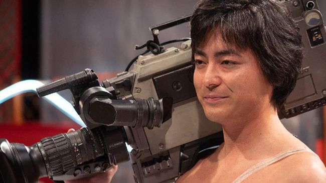 Netflix mengonfirmasi bahwa serial The Naked Director 2 akan tayang tahun ini.