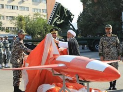 Militer Iran Pamer Pasukan Drone Besar-besaran