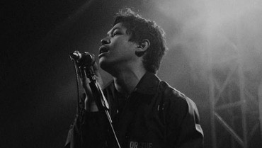 img-title Lirik Lagu Belum Tidur - Hindia Feat Sal Priadi