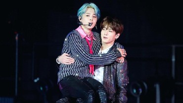 Beredar Potret Perdana Jimin dan Jungkook BTS Saat Jalani Wajib Militer