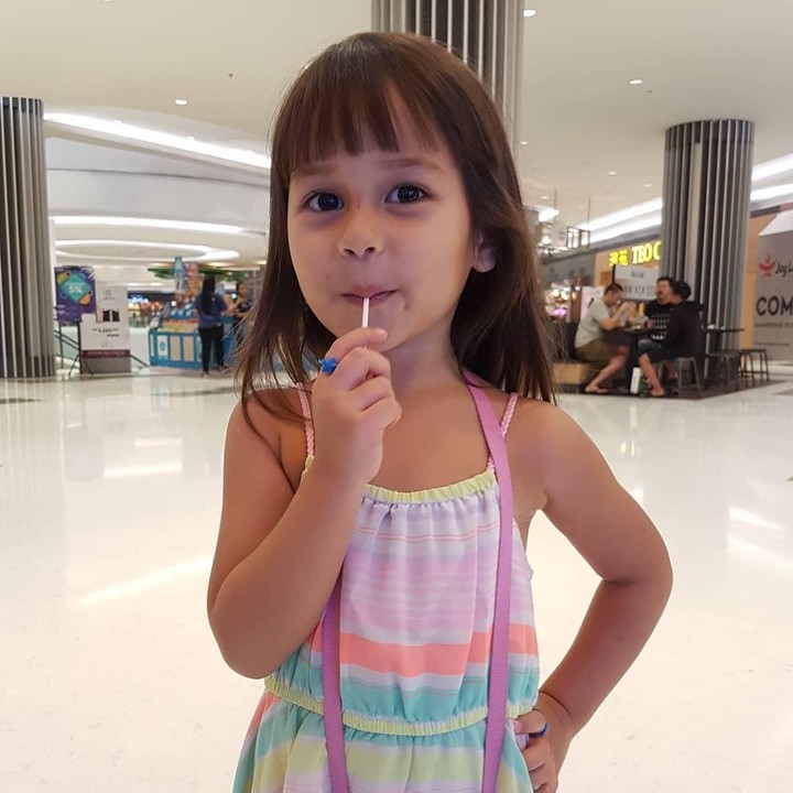 <span class="im"> Semakin besar, Alexa semakin tumbuh jadi gadis yang manis ya, Bun. (Foto: Instagram @liawaode)</span>