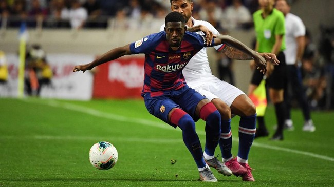 Winger Barcelona Ousmane Dembele dipastikan absen saat melawan Real Madrid di laga El Clasico pada pekan ke-10 Liga Spanyol di Stadion Camp Nou, Sabtu (26/10).