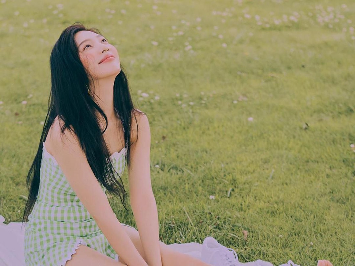 Joy Red Velvet genap berusia 23 tahun pada hari ini&comma; Selasa &lpar;3&sol;9&rpar;&period; Berikut sederet potret kece Joy Red Velvet&period;