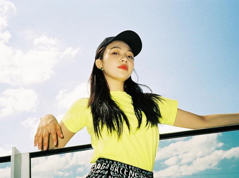 Joy Red Velvet genap berusia 23 tahun pada hari ini, Selasa (3/9). Berikut sederet potret kece Joy Red Velvet.