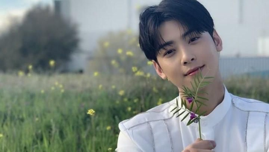 Selain wajah rupawan, Cha Eun-woo juga memiliki bakat akting dan musik yang memukau.