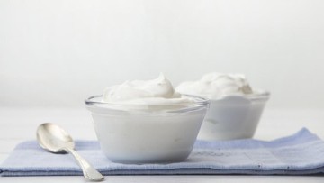 YOGHURT HINGGA CAIRAN