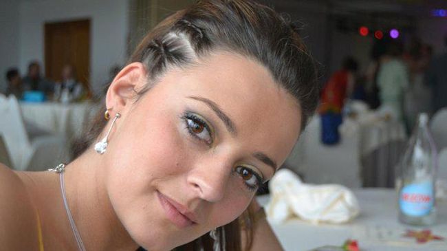 Penyanyi Latin Tewas Kena Kembang Api Saat Konser