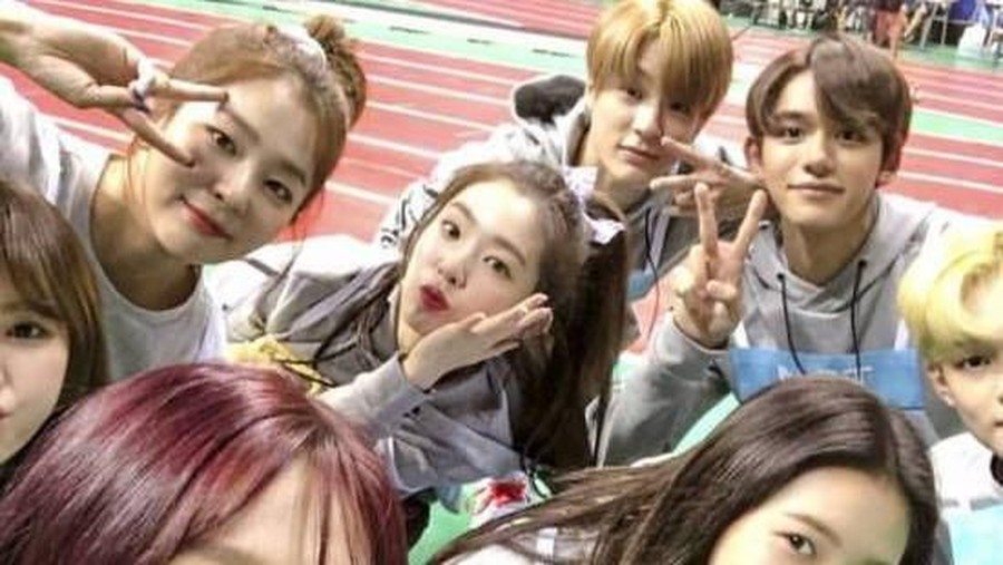 5. Yeri dan Taeyong NCT Lima isu pacaran personel Red Velvet yang menghebohkan para penggemar.