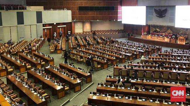 Majelis Permusyawaratan Rakyat batal menggelar Paripurna Rabu (3/10) malam ini untuk menetapkan ketua MPR periode 2024-2029.