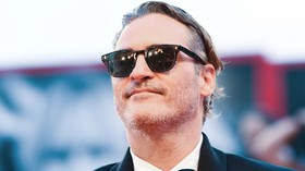 Joaquin Phoenix Sindir Seleb Hollywood di Golden Globe 2020