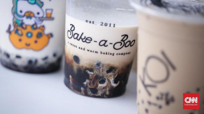 CNN Indonesia punya rekomendasi boba drink yang bisa Anda cicipi. Tapi bersiaplah untuk mengantre dalam waktu lama demi menikmati segelas boba kenyal dan manis.