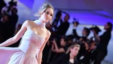 FOTO: Ragam Aksi Seleb di Venice Film Festival 2019 Venice Film Festival 2019 yang berlangsung 29 Agustus sampai 7 September mendatang jadi momen para bintang merayakan festival film tertua di dunia itu.