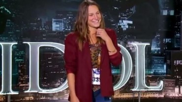 Haley Smith, Kontestan American Idol Tewas Kecelakaan Motor
