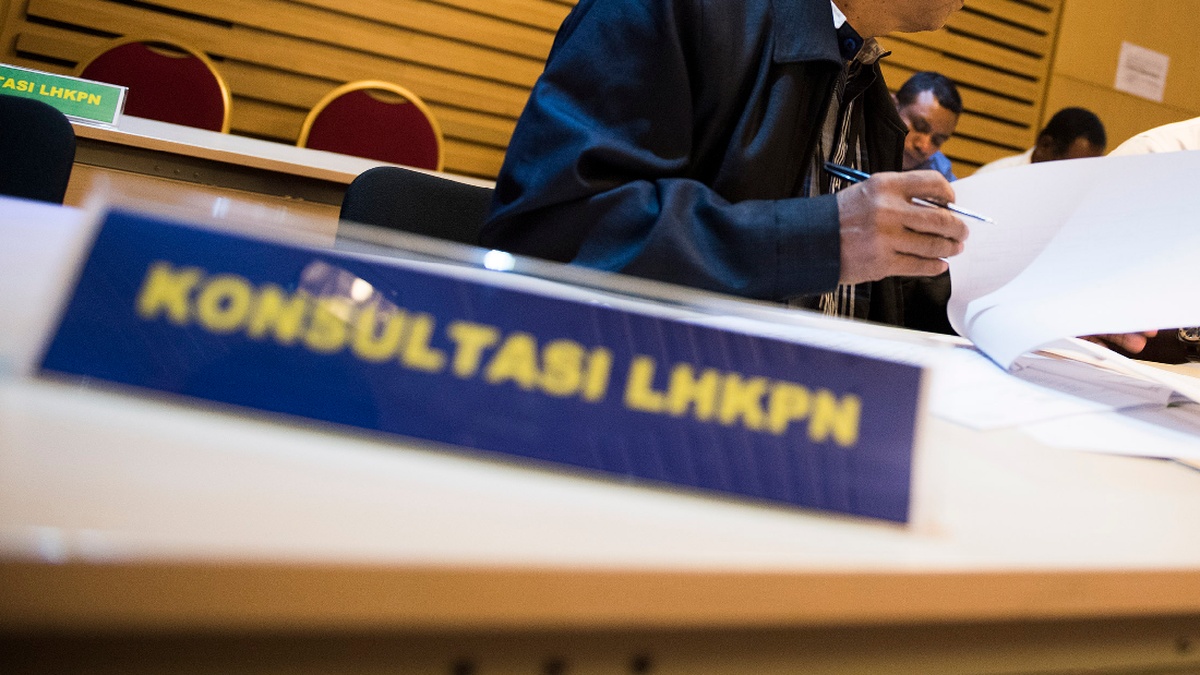 Penjelasan Sahroni Tolak Usul KPK Rampas Harta Pejabat Tak Lapor LHKPN