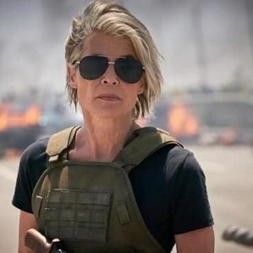Main Film 'Terminator', Linda Hamilton Sumpal Payudara dan Bokong