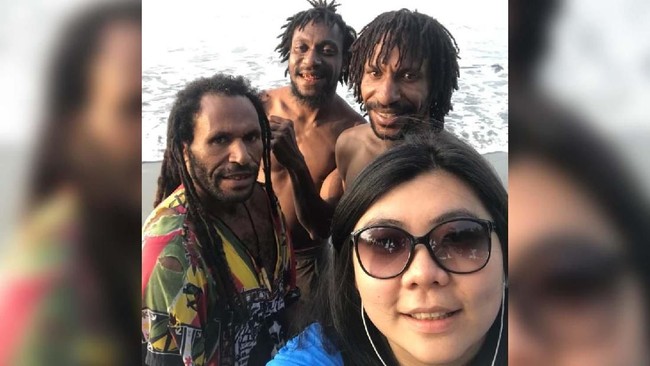 Solidaritas Pembela HAM menyebut penetapan tersangka terhadap Veronica Koman yang tengah melakukan kerja advokasi HAM adalah ancaman bagi pekerja HAM lain.