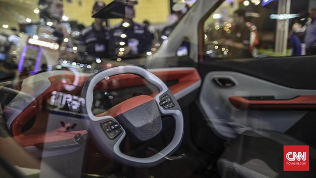 IEMS 2022 dihelat hingga 30 September 2022 diikuti produsen mobil di antaranya DFSK, Gesits, Hyundai, Toyota, dan Wuling.