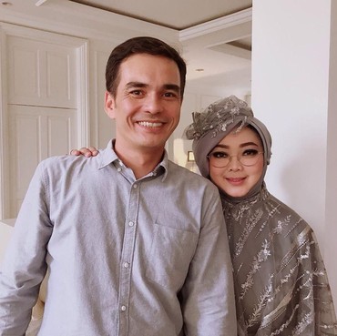 Air Mata Teddy Syah Pecah, Salam Perpisahan Rina Gunawan: Dadah Ayah