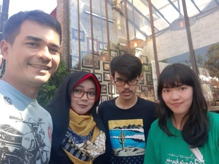 Teddy Syach Curhat soal Nasib Bisnis WO Rina Gunawan