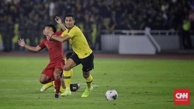 Simon McMenemy, mengkritik kompetisi Liga 1 usai Skuat Garuda dikalahkan Malaysia 2-3 pada Kualifikasi Piala Dunia 2022 di SUGBK Senayan, Jakarta, Kamis (5/9).