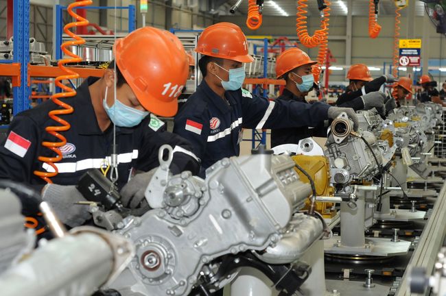 Covid 19 Naik Pmi Manufaktur Ri Turun Ke 53 5 Pada Juni 2021<script async src=