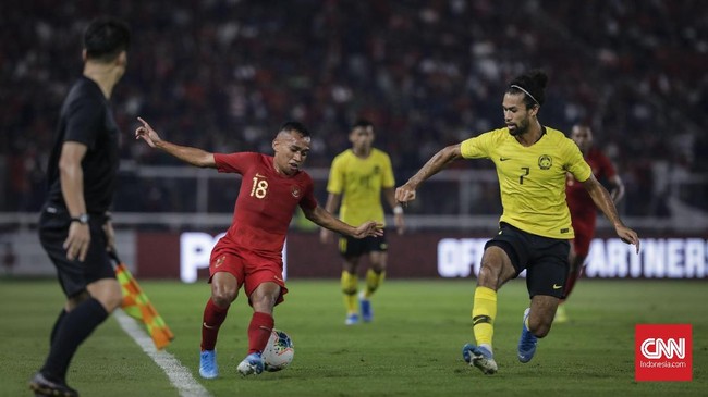 Pelatih Malaysia Tan Cheng Ho mengatakan, Stadion Bukit Jalil bisa jadi bumerang jika tkehilangan fokus lawan Timnas Indonesia