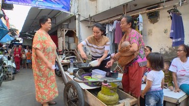img-title Susahnya Perjuangan Adila Fitri Jadi Penjual Mie Ayam Keliling