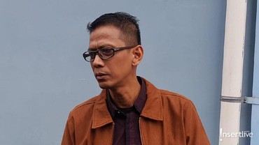 Akan Bongkar Makam, Doddy Sudrajat Ziarah Saat Ulang Tahun Vanessa Angel