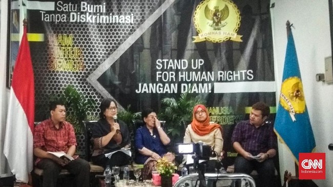 RUU Pertanahan Dinilai Memuat Belasan Pasal Bermasalah Setidaknya ada empat persoalan pokok yang kentara pada pasal-pasal bermasalah RUU Pertanahan, antara lain upaya penghilangan hak-hak masyarakat atas tanah.
