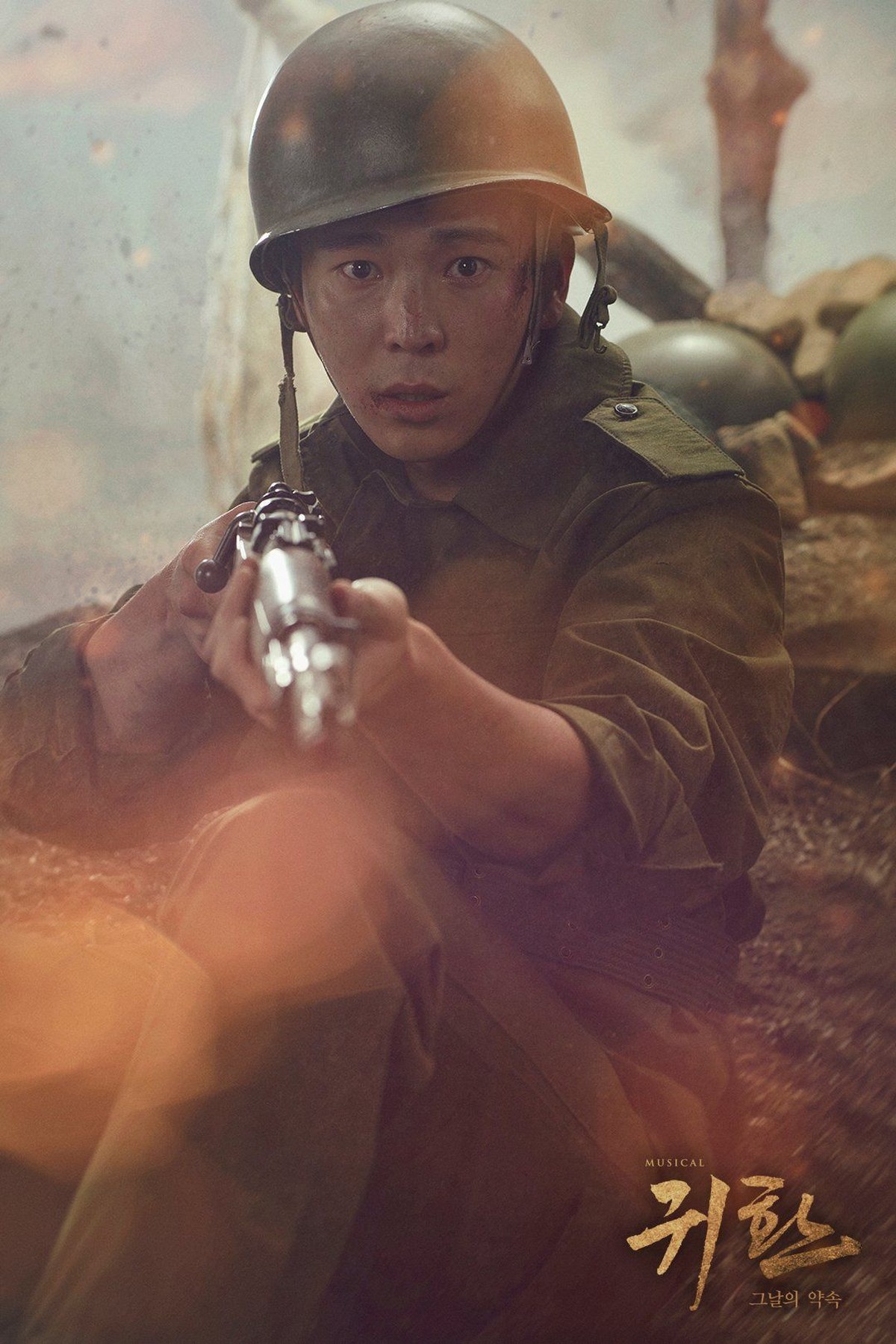 Idol K-pop ternama yang sedang tugas wajib militer seperti Xiumin&comma; Onew&comma; dan Yoon Ji Sung akan bintangi dalam musikal militer&period; Intip potretnya berikut ini&period;