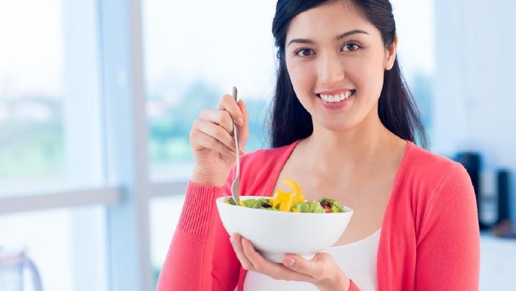 Menerapkan diet paleo ada plus minus-nya, Bun. Yuk, simak penjelasannya.