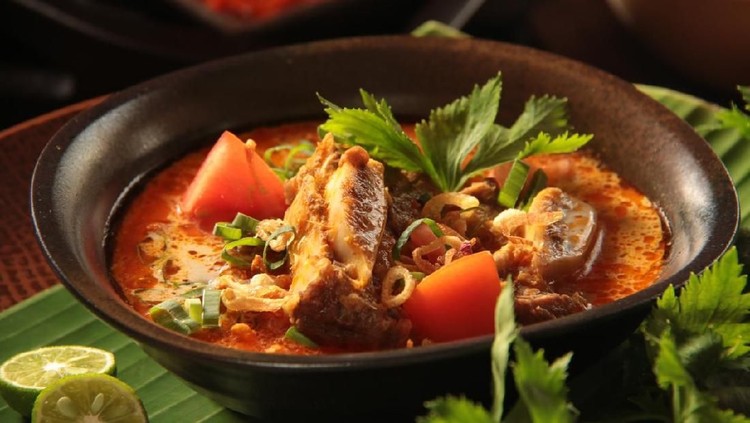 Konon, Soto Tangkar sudah ada sejak zaman penjajahan Belanda lho, Bun. Tertarik membuatnya?