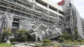 FOTO: Topan Faxai Ganggu Aktivitas Warga Jepang Topan Faxai dengan potensi angin dan hujan melanda kota Tokyo, Jepang, pada Senin (9/9) dini hari.