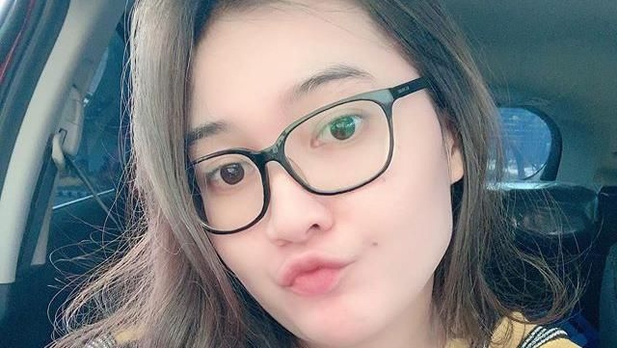 Beberapa potret penyanyi dangdut Nella Kharisma yang tetap cantik walau tanpa make-up alias polos&period;