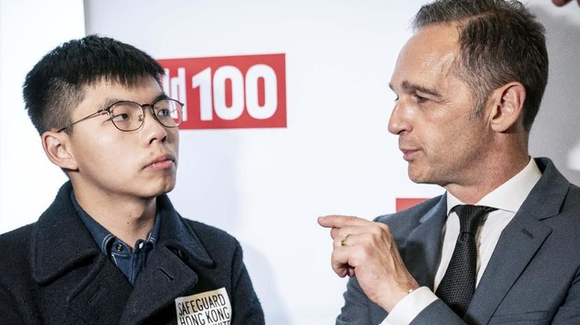 China marah besar setelah Menteri Luar Negeri Jerman Heiko Maas bertemu dengan aktivis muda pro demokrasi Hong Kong Joshua Wong.