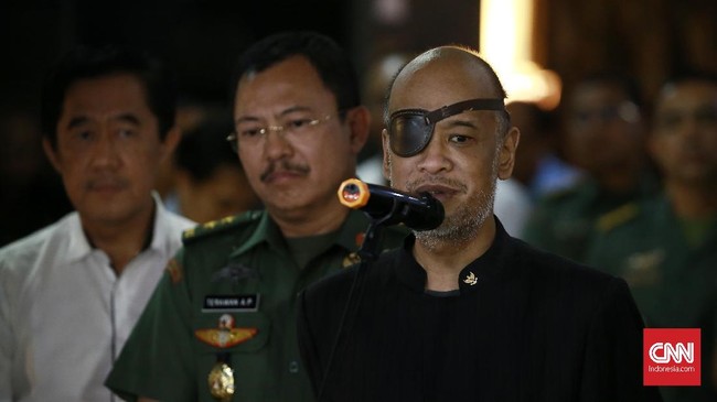 Putra B.J. Habibie, Thareq Kemal mengatakan aktivitas ayahnya cukup tinggi, sementara kondisi tubuh menurun. Pihak keluarga akan membatasi kegiatan Habibie.