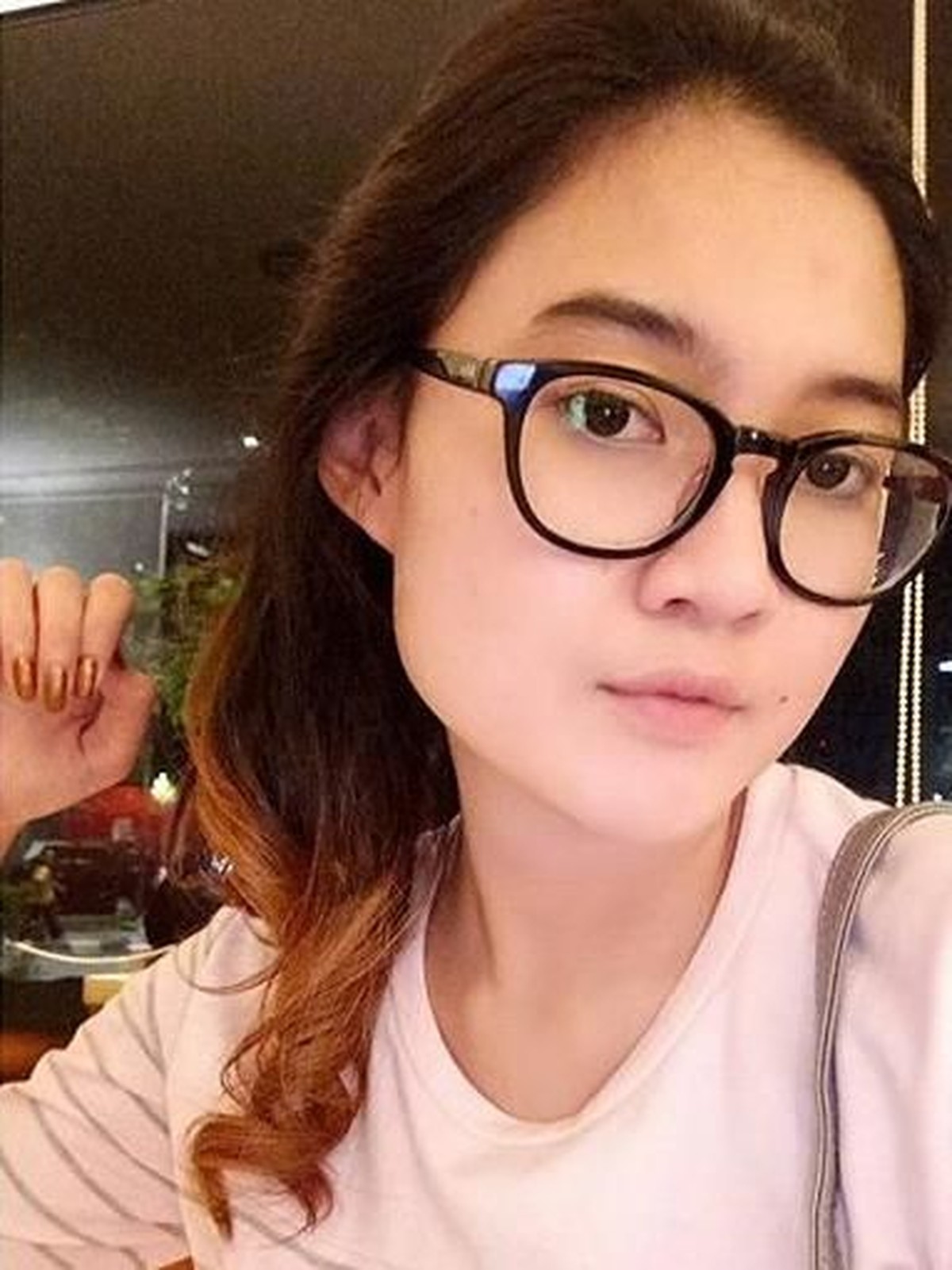 Beberapa potret penyanyi dangdut Nella Kharisma yang tetap cantik walau tanpa make-up alias polos&period;