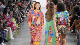 Kilau 'Indonesian Diversity' Warnai New York Fashion Week