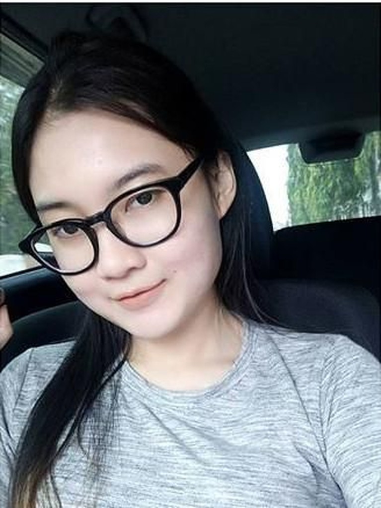 Intip 6 Penampilan 'Polos' Pedangdut Nella Kharisma Beberapa potret penyanyi dangdut Nella Kharisma yang tetap cantik walau tanpa make-up alias polos.