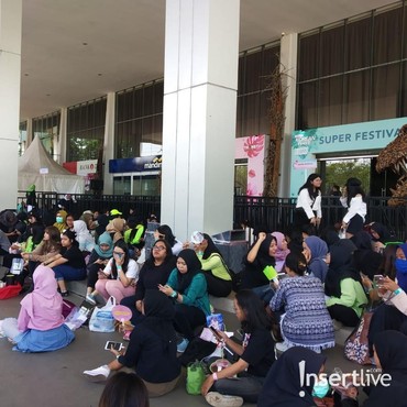 NCT Tampil di HUT Transmedia, NCTzen Rela Berangkat dari Subuh