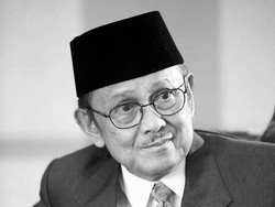 Fakta Tentang IQ BJ Habibie yang Diklaim Lebih Tinggi dari Albert Einstein